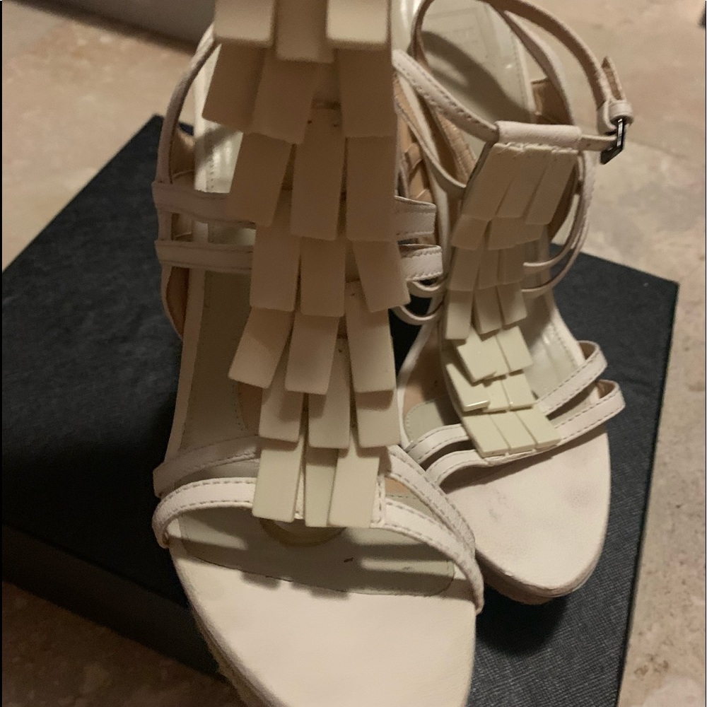 Herve Leger bone beige fashion platform sandal